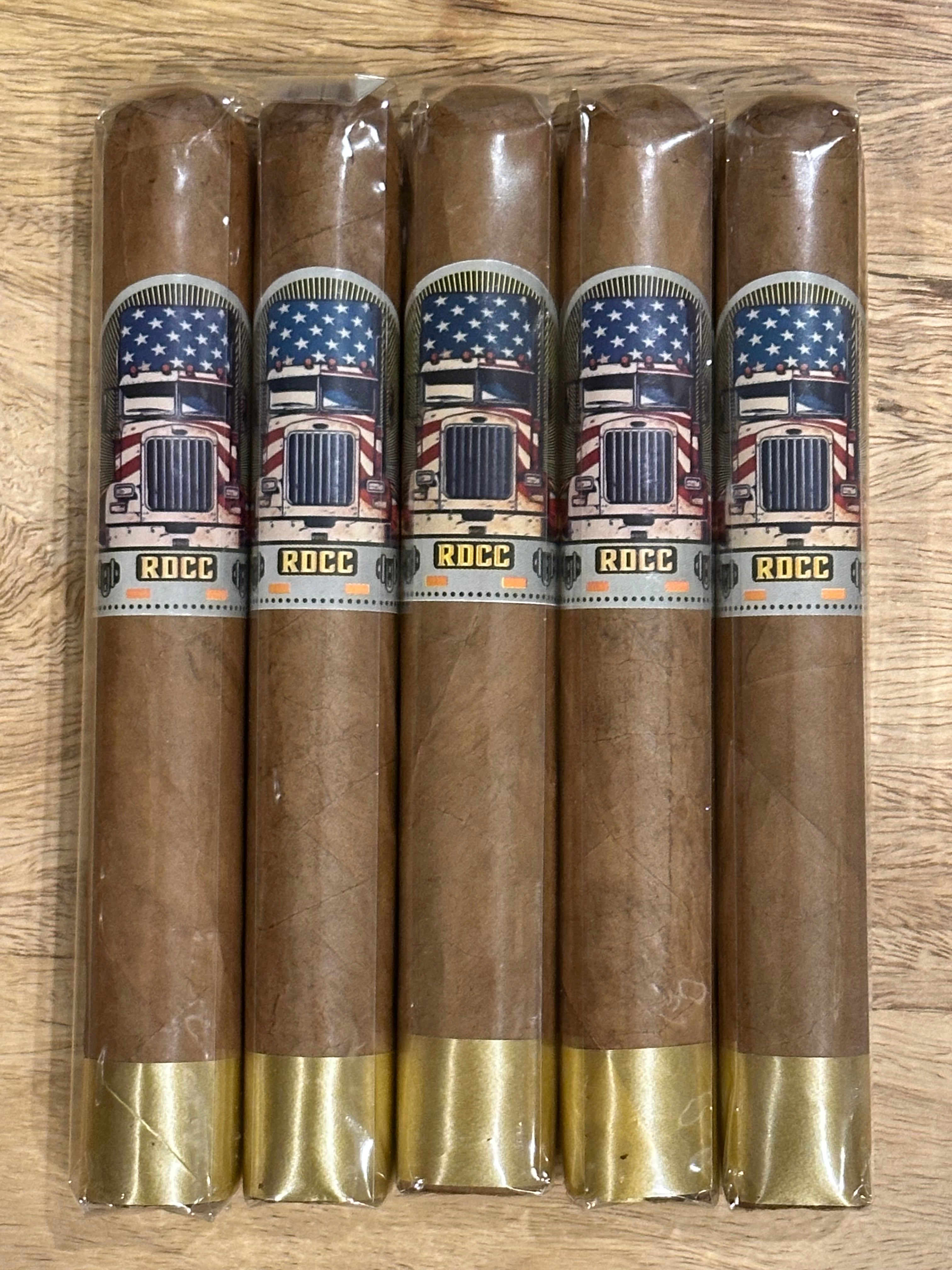 HIGHWAY HEROES — CONNECTICUT BLEND, 6x54 TORO (MILD BODIED)
